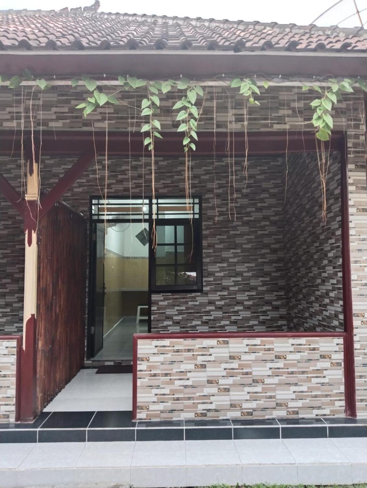 Hotel Lestari Gilimanuk Exterior photo