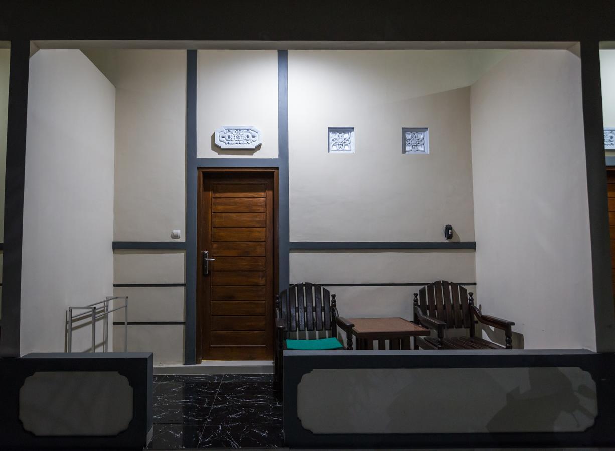 Hotel Lestari Gilimanuk Exterior photo